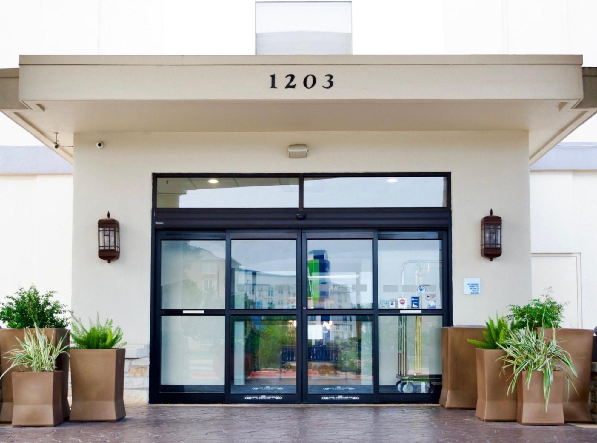 Holiday Inn Express & Suites College Station By Ihg Eksteriør bilde